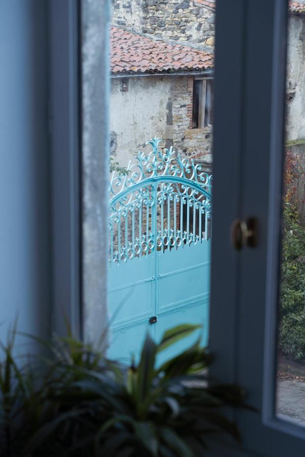 Le Clos Dagobert Chadeleuf Exterior photo